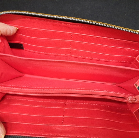 SOLD ON ANOTHER WEBSITE - Picture 9 of 12